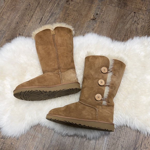 UGG Other - UGG youth Chestnut tall Button side Suede Shearling Boots size 2